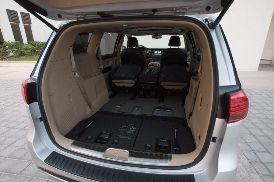  Kia Grand Carnival 2014 года  (фото 13 из 24)
